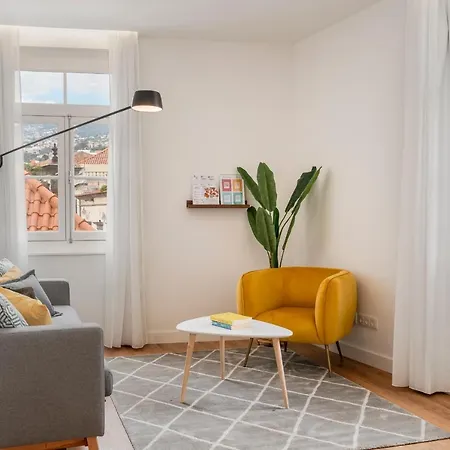 דירה Queimada By An Island