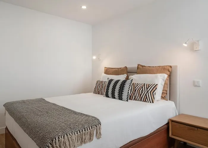 Queimada By An Island *